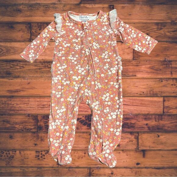 5 for $25🔥6/9M Nicole Miller Footsie Pajama Floral Jumpsuit - Picture 1 of 4